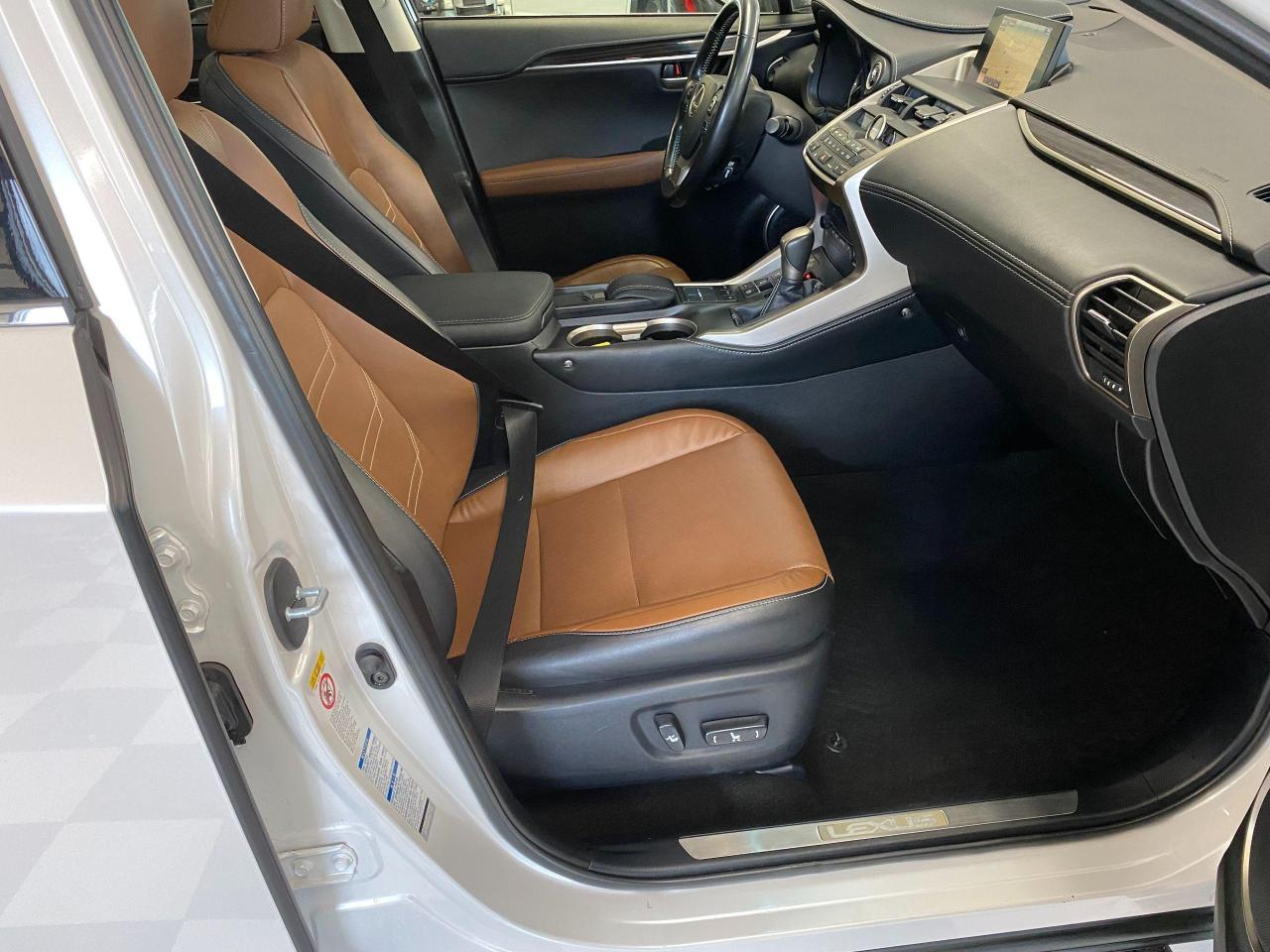 2017 Lexus NX Executive 300H Hybrid+Cooled Seats+ACCIDENT FREE - Photo #23