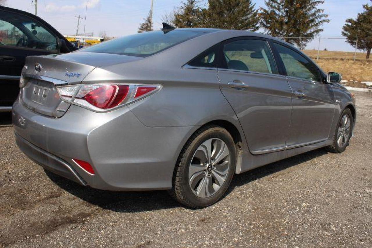 2013 Hyundai Sonata LIMITED Photo2