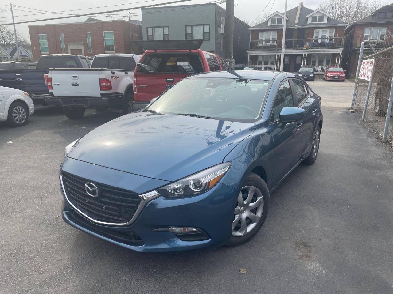 2018 Mazda MAZDA3 GX Sport *LOW KM, BACKUP CAMERA, SPORTS MODE* - Photo #1