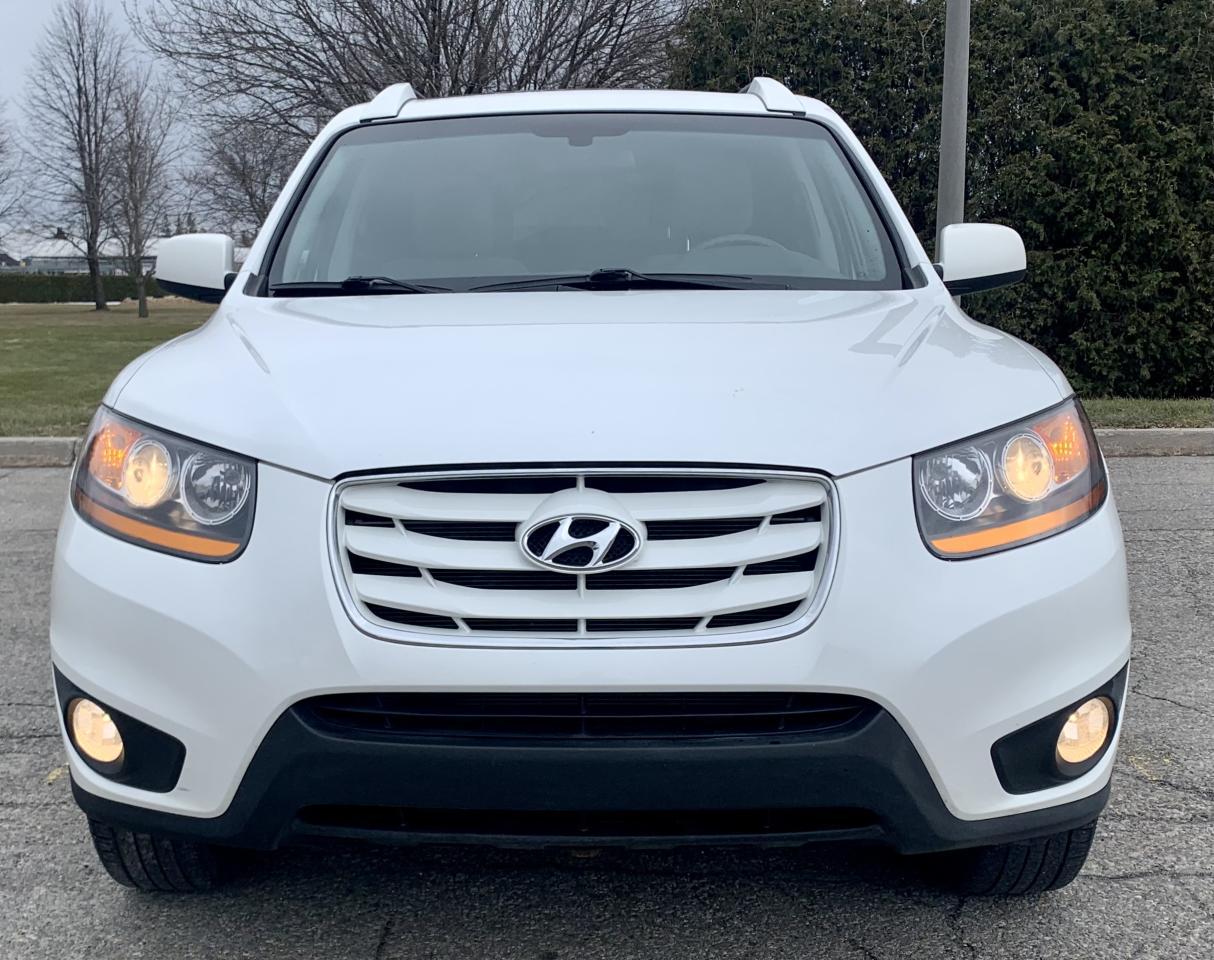 2011 Hyundai Santa Fe GL Premium - Photo #1