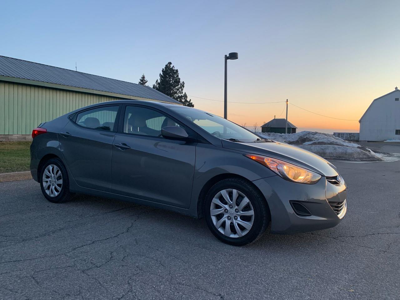 2013 Hyundai Elantra GL Photo4