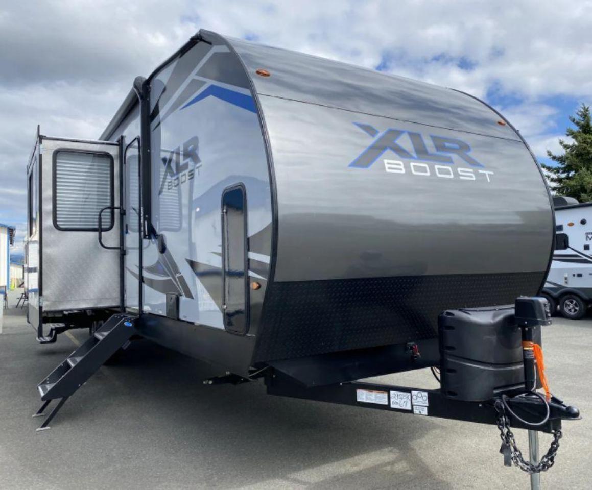 2022 Forest River XLT29QBX-79B TOY HAULER