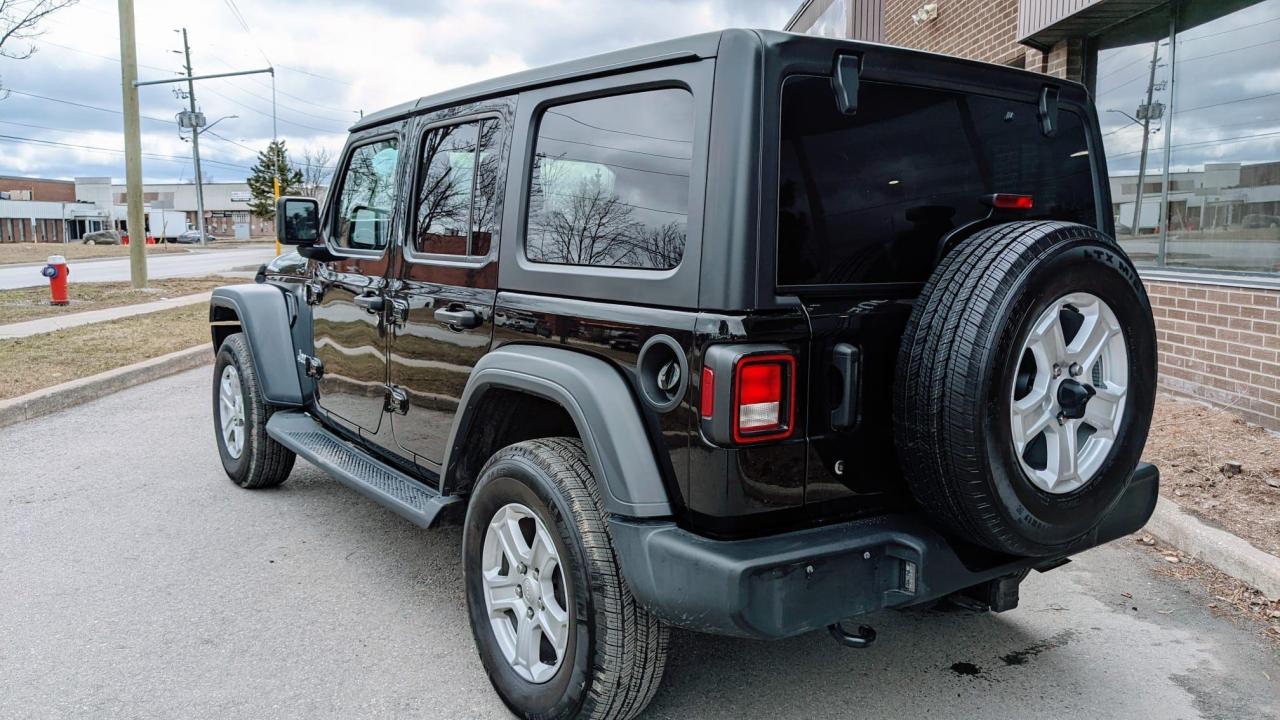 2020 Jeep Wrangler UNLIMITED SPORT Photo3