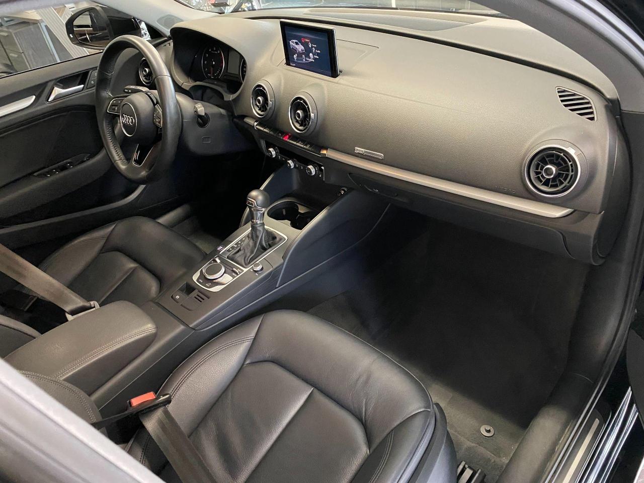 2017 Audi A3 2.0T Komfort TFSI+Pano Roof+Heated Seats+Xenons Photo84