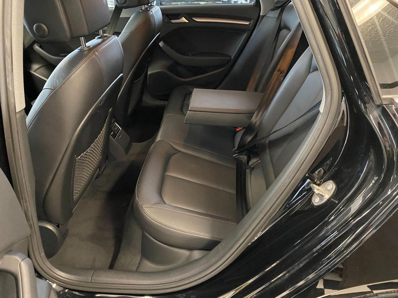 2017 Audi A3 2.0T Komfort TFSI+Pano Roof+Heated Seats+Xenons - Photo #23