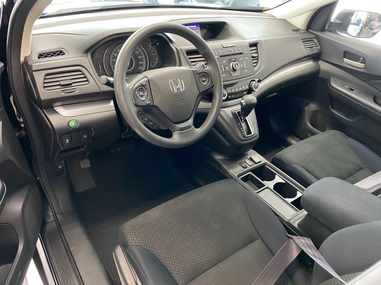 2015 Honda CR-V LX+Camera+Heated Seats+A/C+CLEAN CARFAX - Photo #16