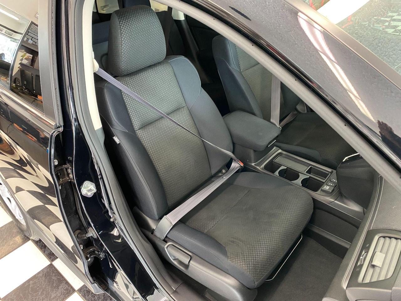 2015 Honda CR-V LX+Camera+Heated Seats+A/C+CLEAN CARFAX - Photo #21