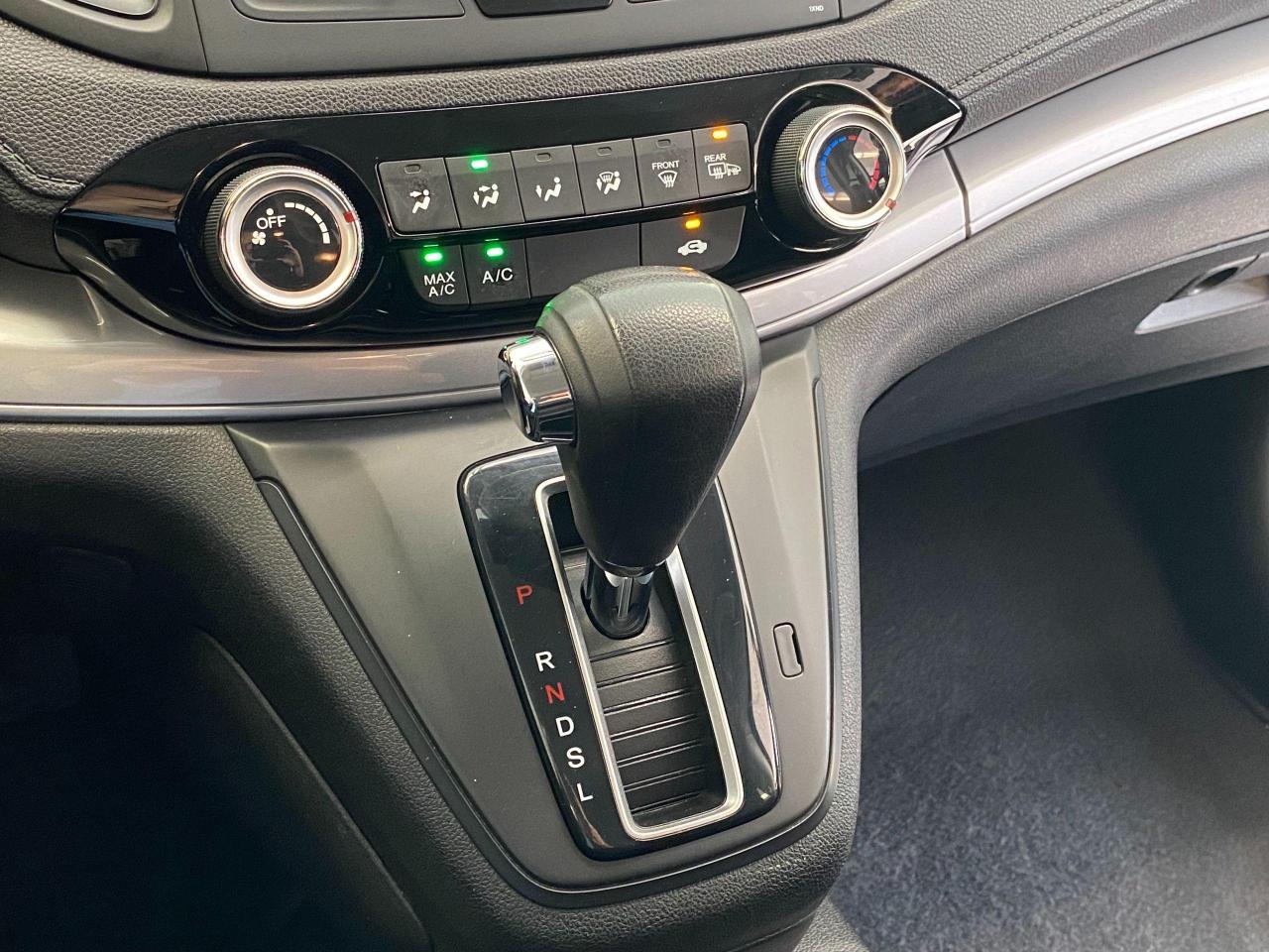 2015 Honda CR-V LX+Camera+Heated Seats+A/C+CLEAN CARFAX - Photo #30