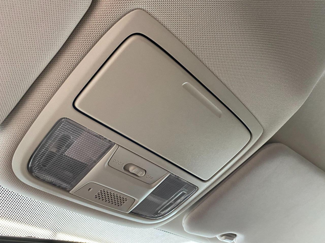 2015 Honda CR-V LX+Camera+Heated Seats+A/C+CLEAN CARFAX - Photo #43