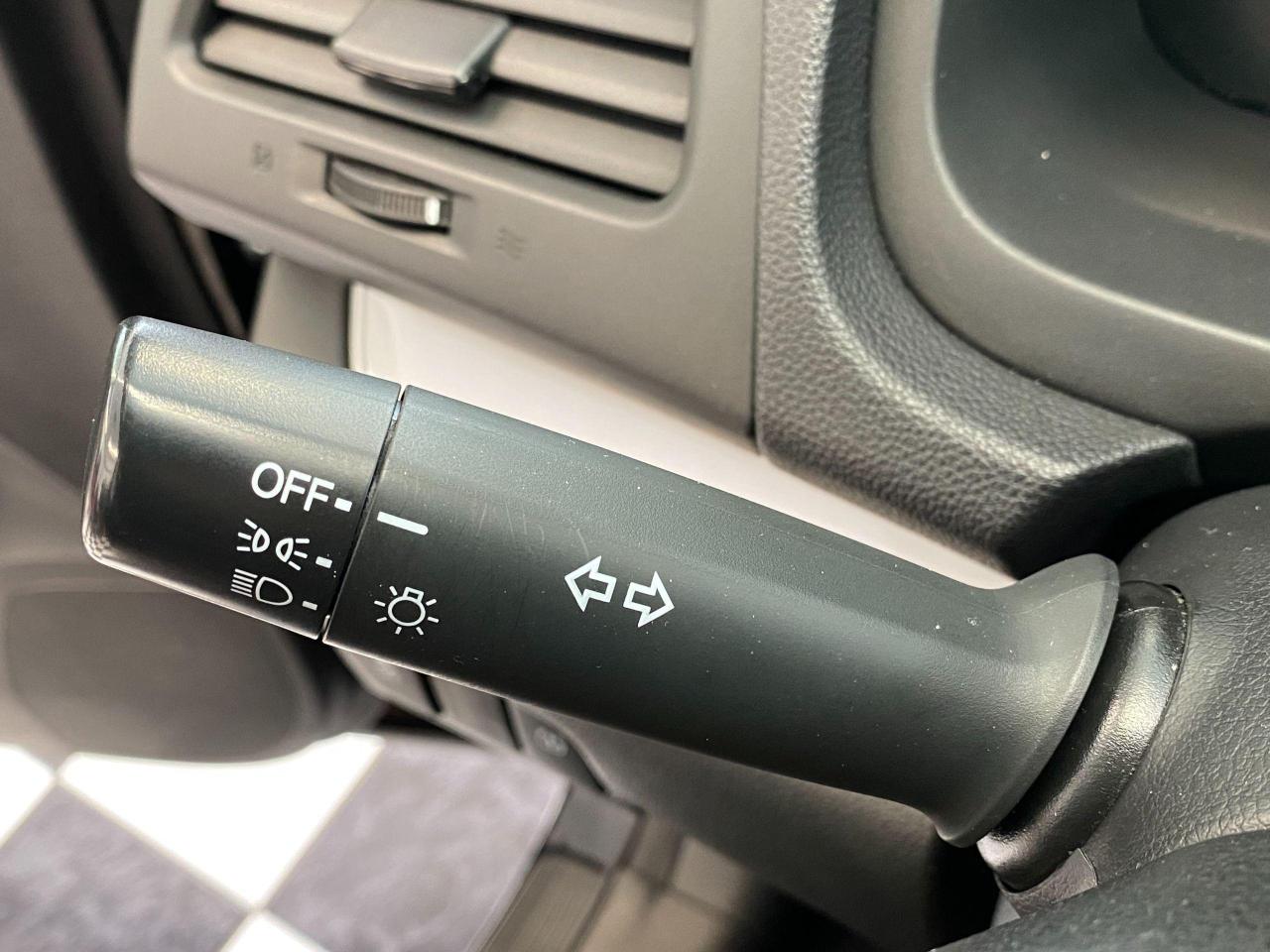 2015 Honda CR-V LX+Camera+Heated Seats+A/C+CLEAN CARFAX - Photo #47