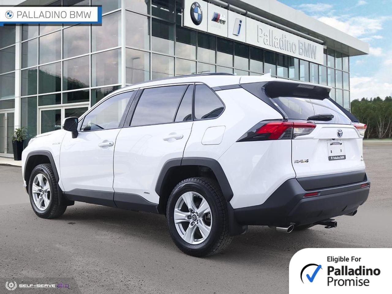 2019 Toyota RAV4 Hybrid $1000 Financing Incentive! - XLE Trim, No Reported Accidents, All-Wheel Drive Photo3