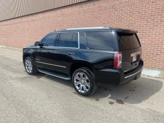 2016 GMC Yukon DENALI. NO ACCIDENTS. LOW KMS. - Photo #4