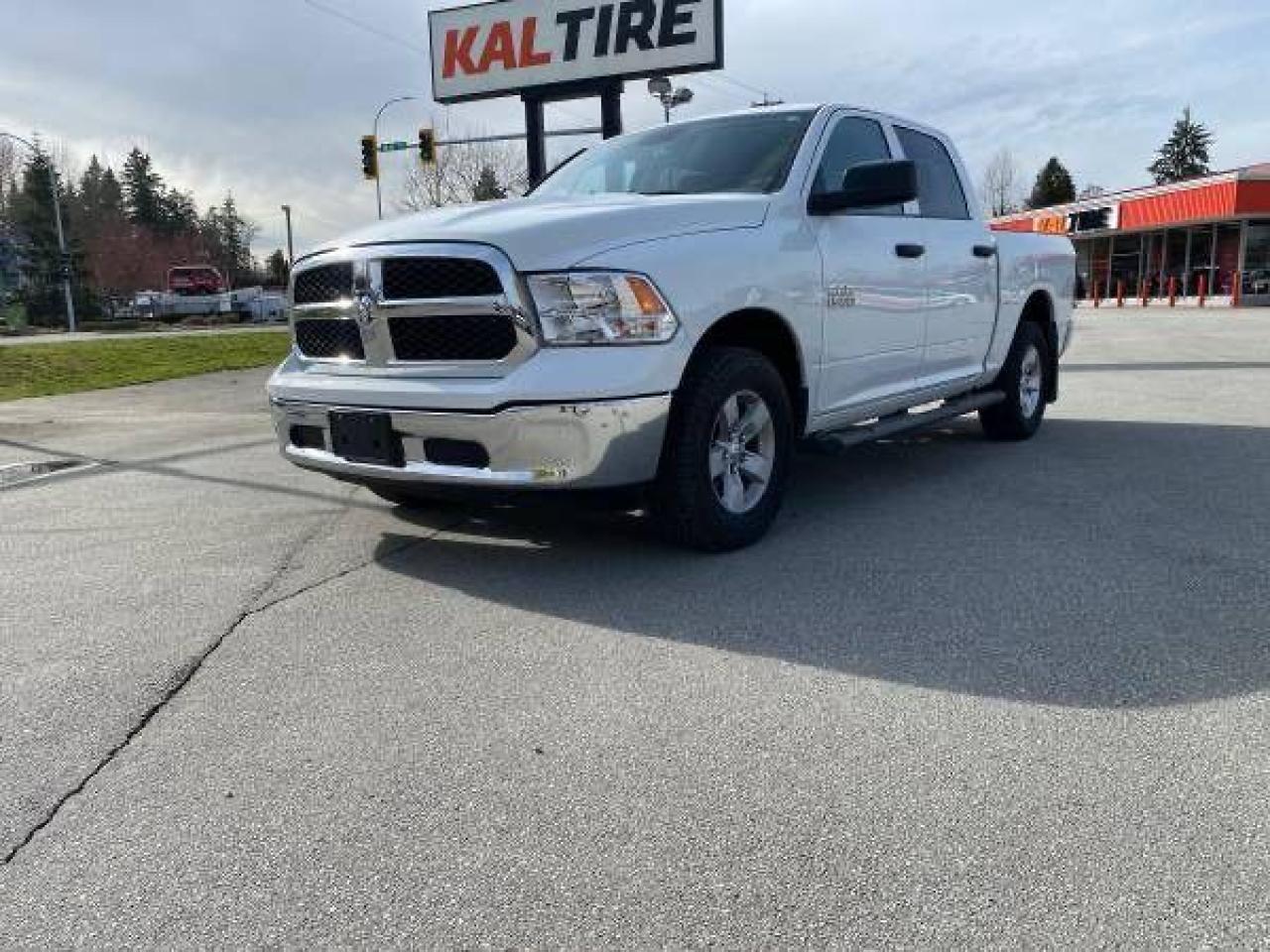 2017 RAM 1500 ST - Photo #2