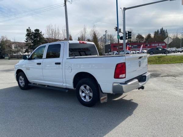 2017 RAM 1500 ST - Photo #9