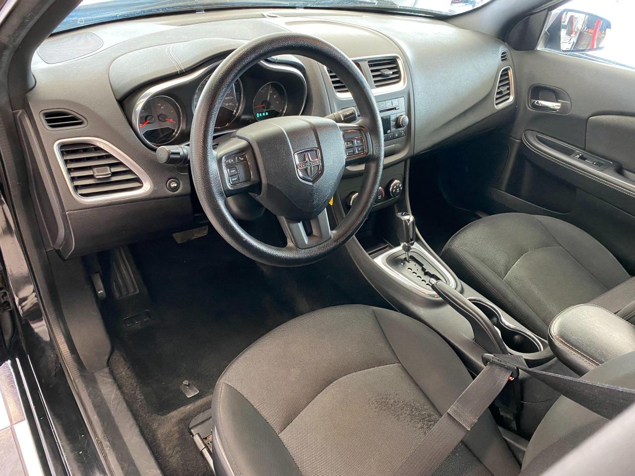 2014 Dodge Avenger SE+Black Alloys+New Brakes+CLEAN CARFAX - Photo #17