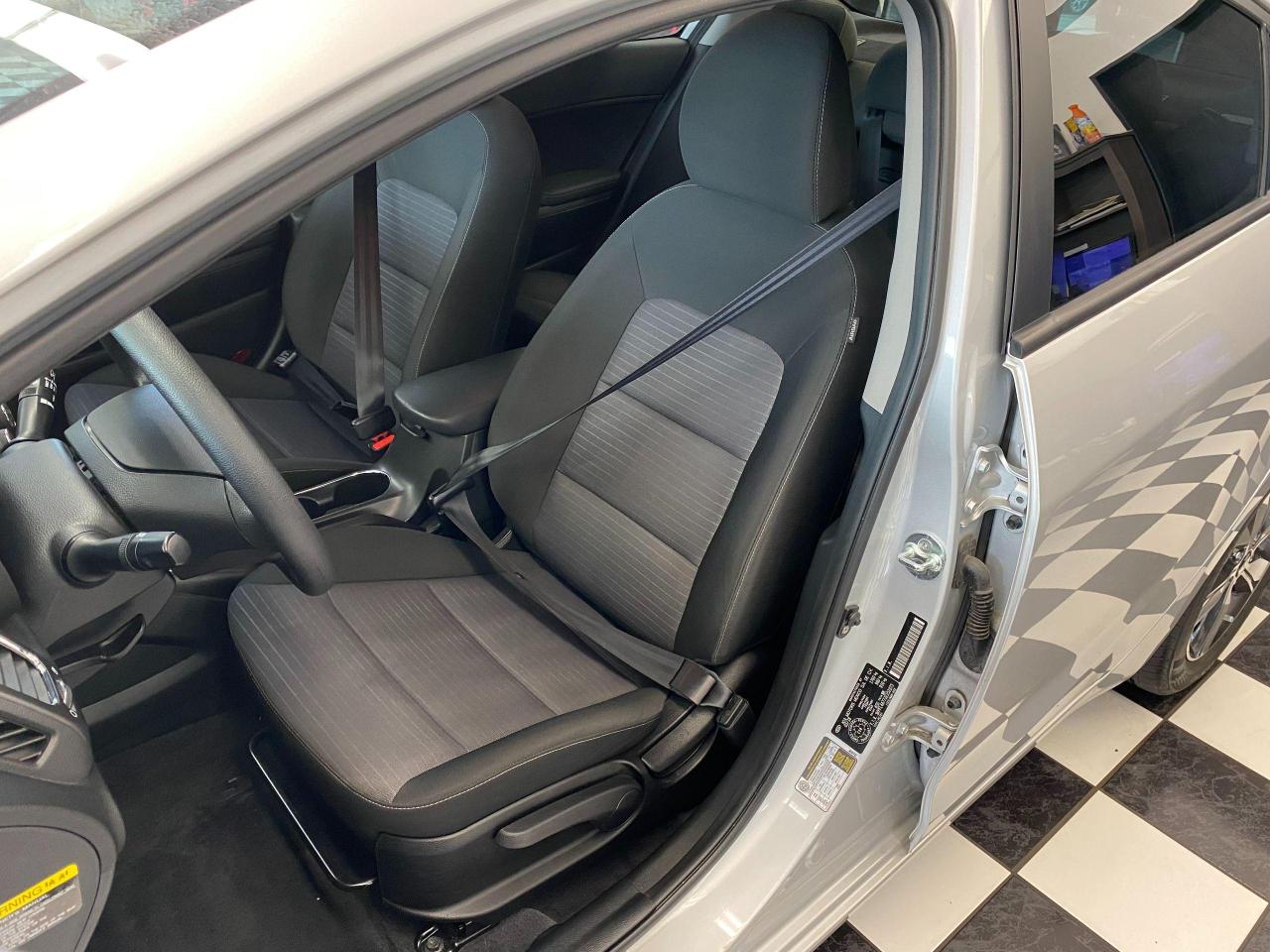 2018 Kia Forte LX+ApplePlay+Heated Seats+Camera+CLEAN CARFAX - Photo #19
