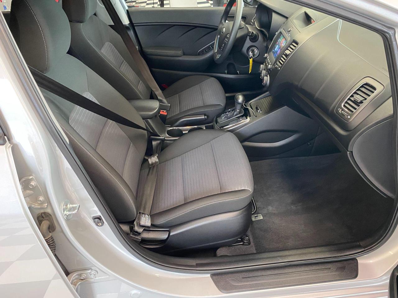2018 Kia Forte LX+ApplePlay+Heated Seats+Camera+CLEAN CARFAX - Photo #21