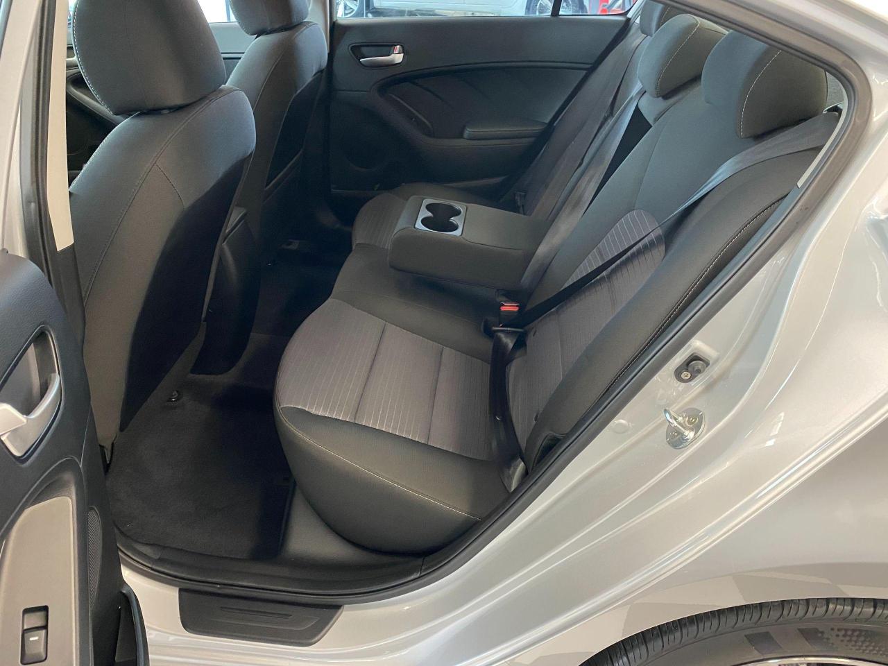 2018 Kia Forte LX+ApplePlay+Heated Seats+Camera+CLEAN CARFAX - Photo #23