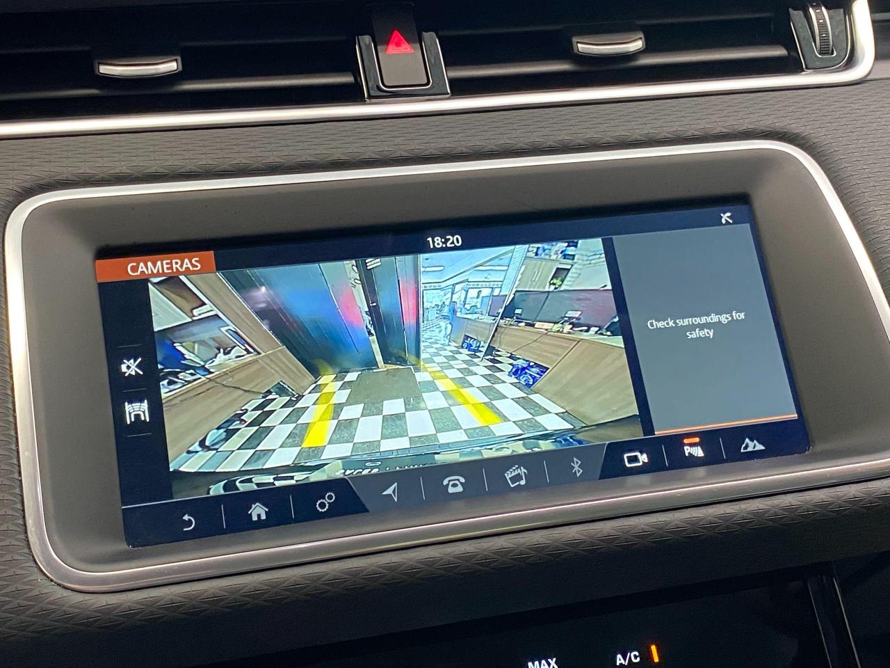 2020 Land Rover Range Rover Evoque S AWD+GPS+PANO Roof+Lane Departure+CLEAN CARFAX Photo79