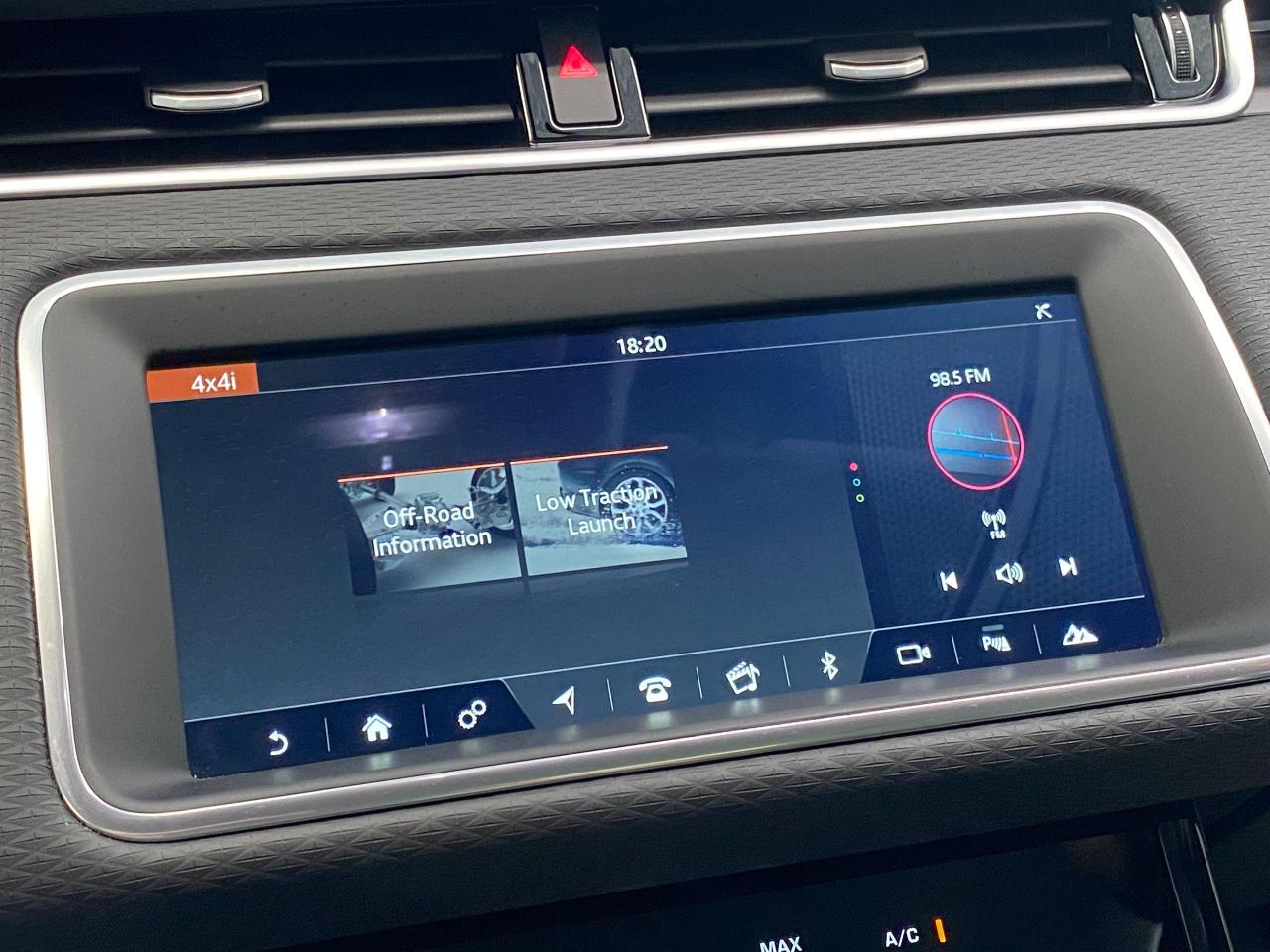 2020 Land Rover Range Rover Evoque S AWD+GPS+PANO Roof+Lane Departure+CLEAN CARFAX Photo104