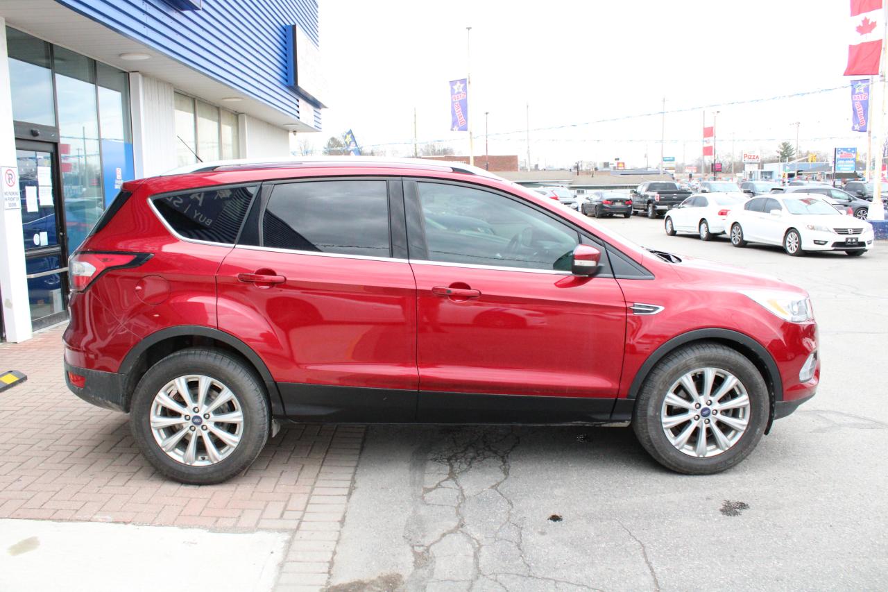Used 2017 Ford Escape 4WD Titanium NAV LEATHER MINT WE FINANCE ALL CREDI for sale in London, ON