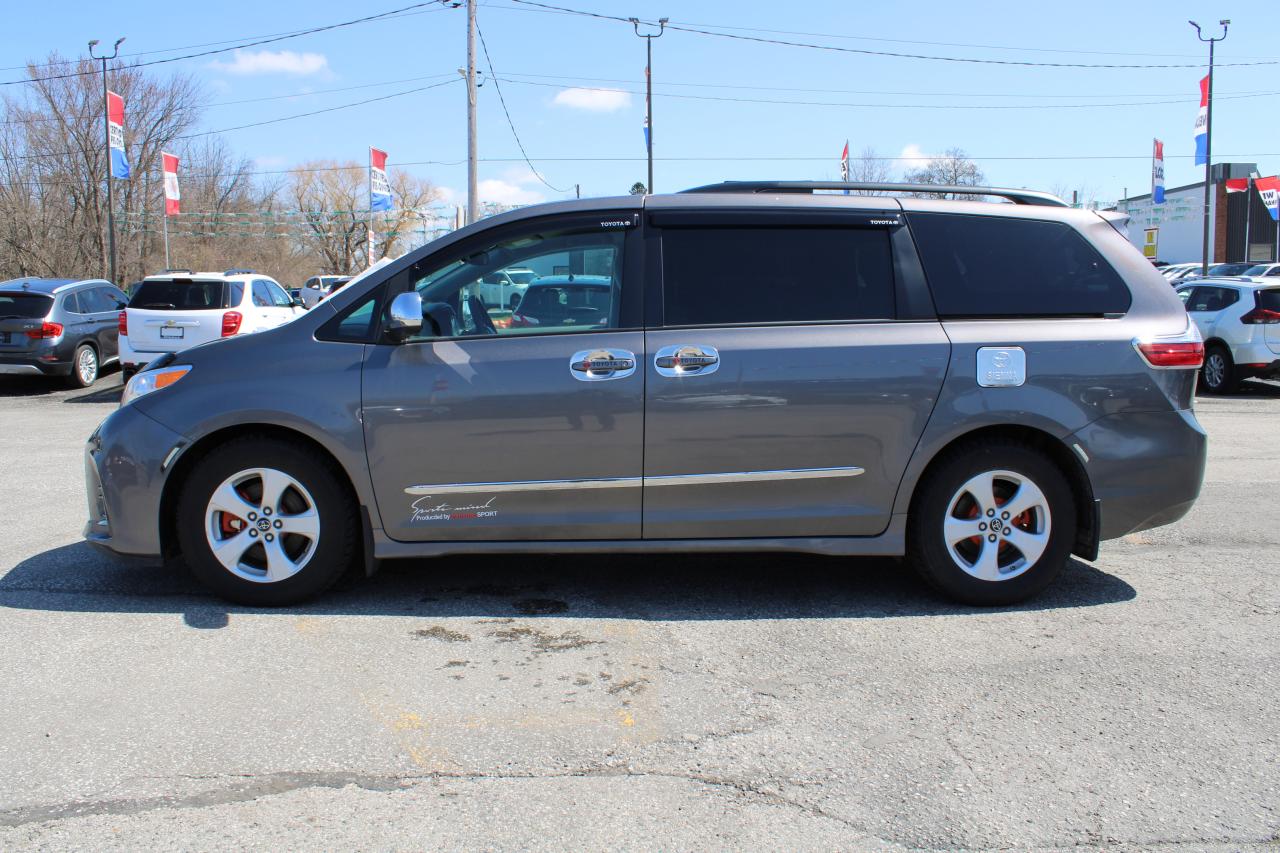 Used 2018 Toyota Sienna 7 PASS CAPTAIN SEATS LOADED! WE FINANCE ALL CREDIT for sale in London, ON