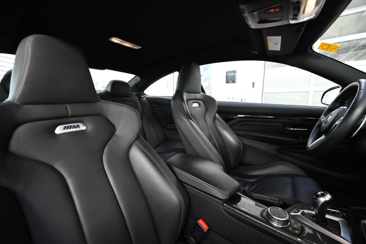2017 BMW M4  Photo