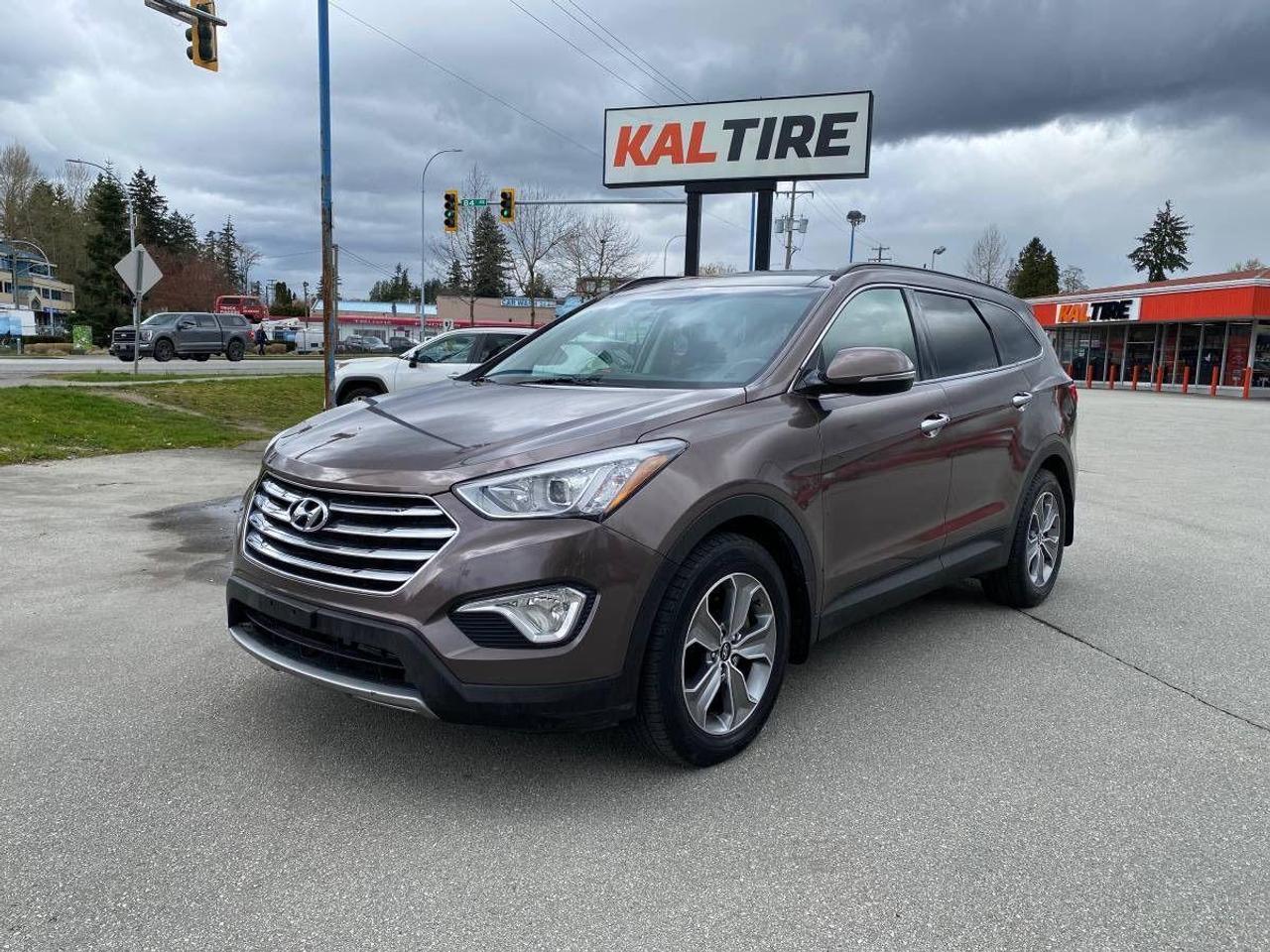 2015 Hyundai Santa Fe XL Luxury - Photo #1