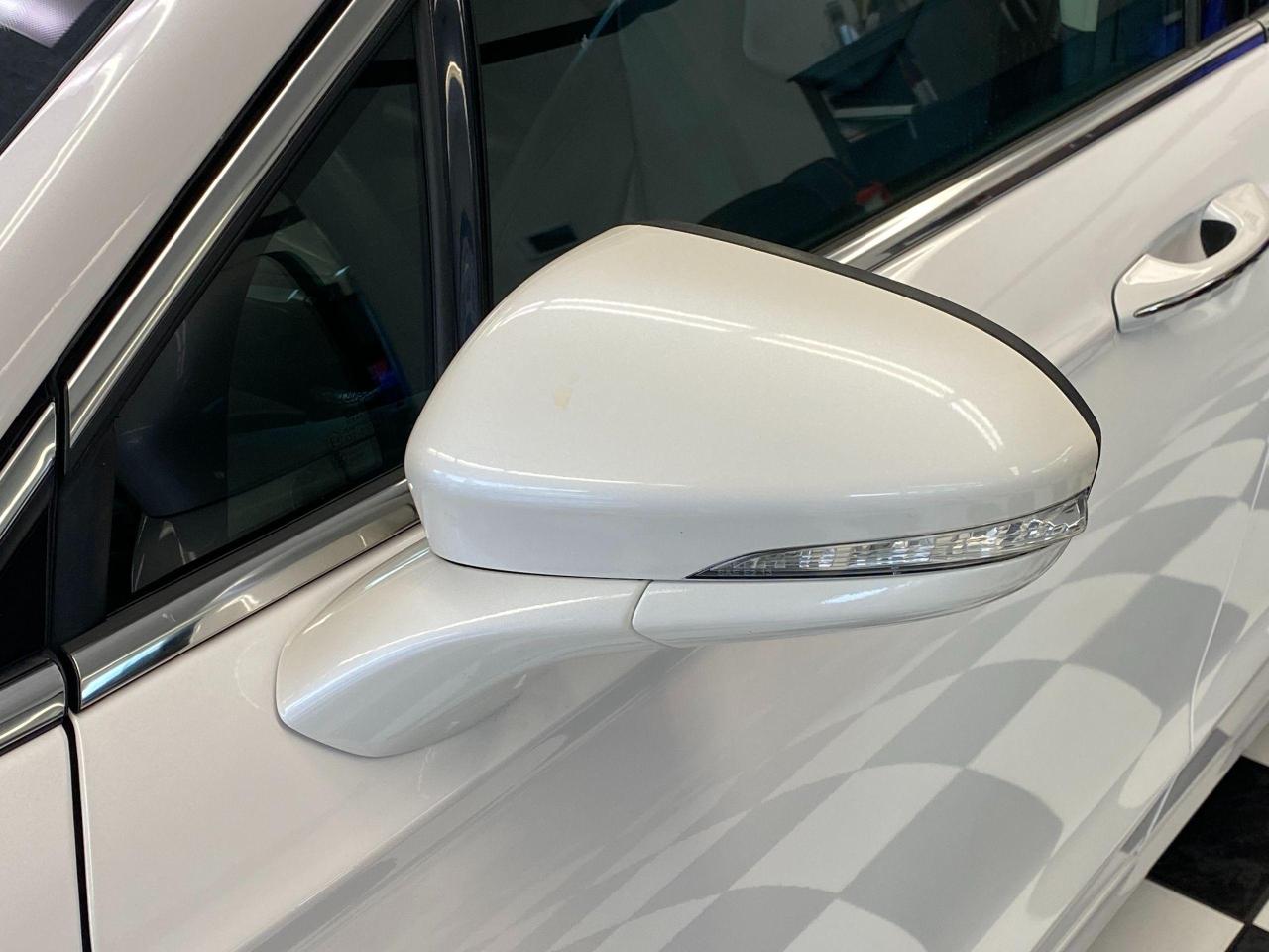 2019 Ford Fusion Titanium Hybrid+GPS+Cooled Seats+Tech PKG Photo123