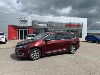 Used 2017 Chrysler Pacifica Limited for sale in Smiths Falls, ON