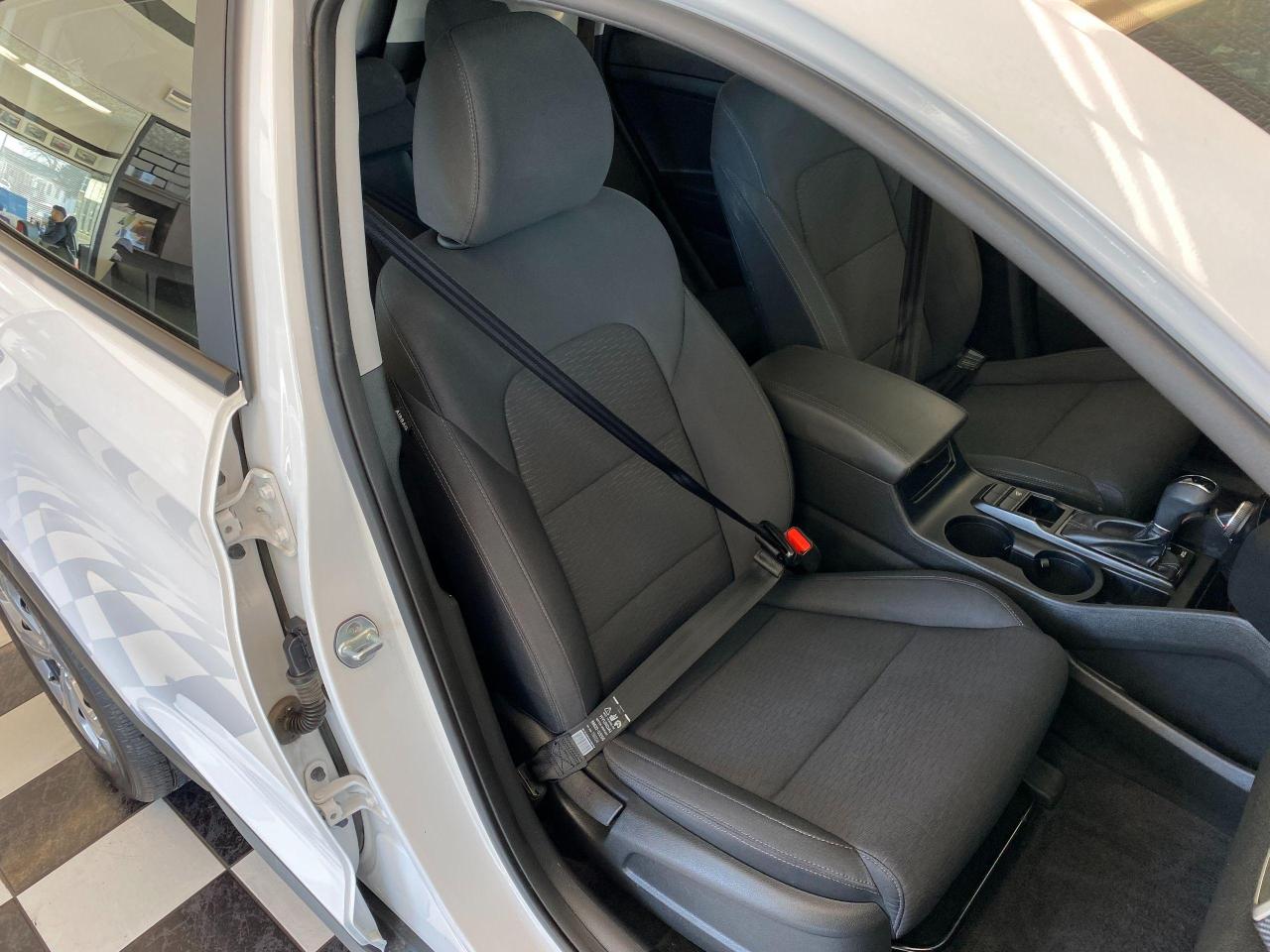 2020 Hyundai Tucson Essential AWD+Heated Seats+ApplePlay+CLEAN CARFAX - Photo #23