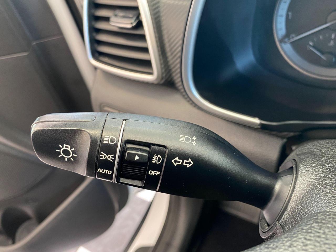 2020 Hyundai Tucson Essential AWD+Heated Seats+ApplePlay+CLEAN CARFAX - Photo #46