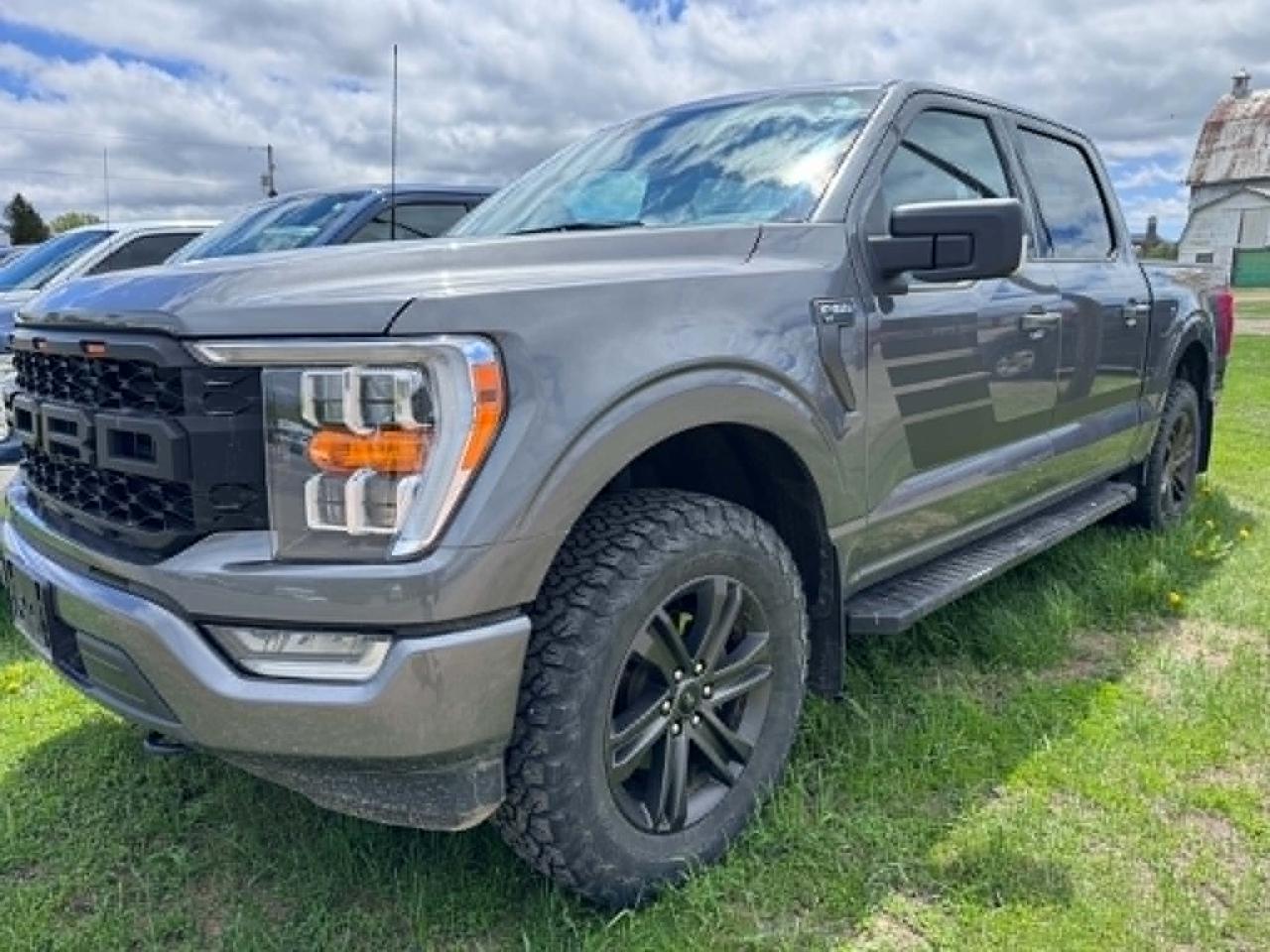 2022 Ford F-150 4x4 SuperCrew-145 Photo0