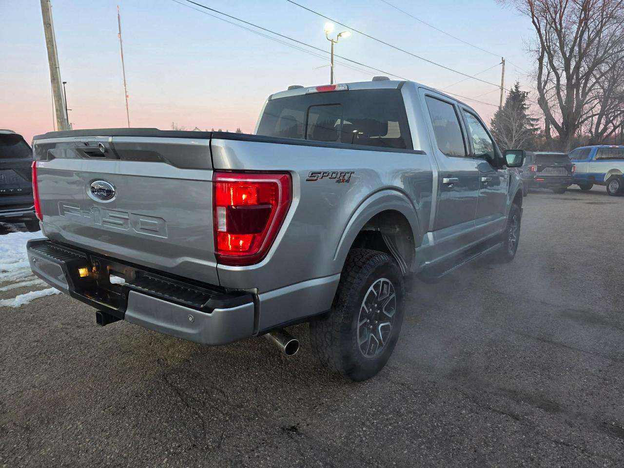 2022 Ford F-150 XLT Photo