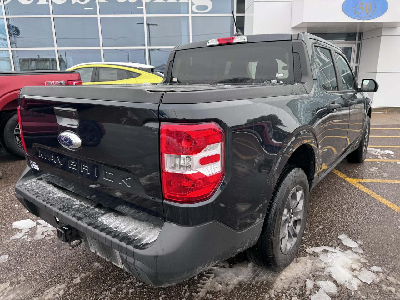 2022 Ford Maverick XLT FWD Photo4