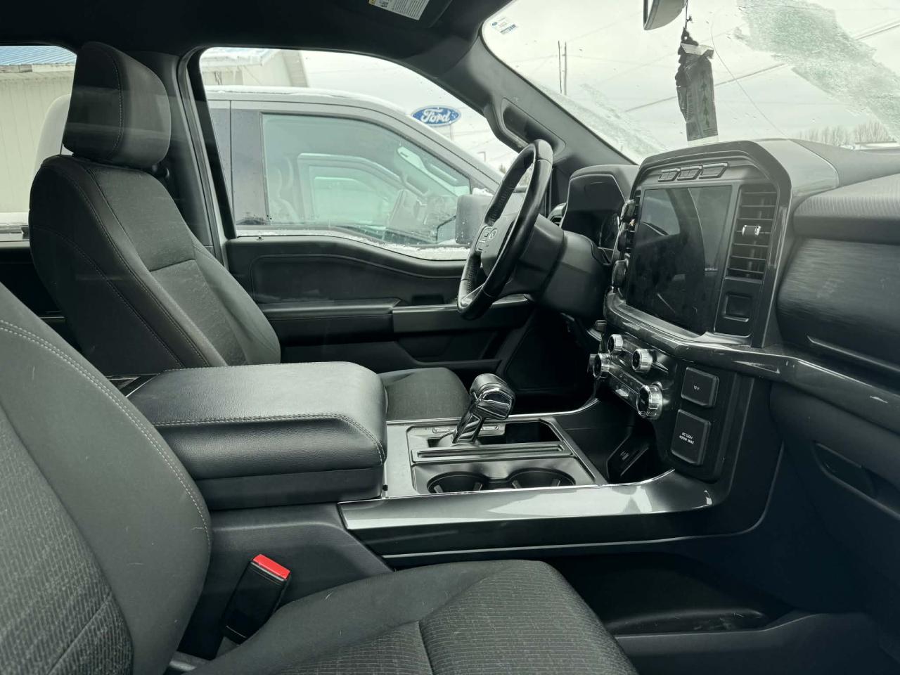 2022 Ford F-150 4x4 SuperCrew-145 Photo