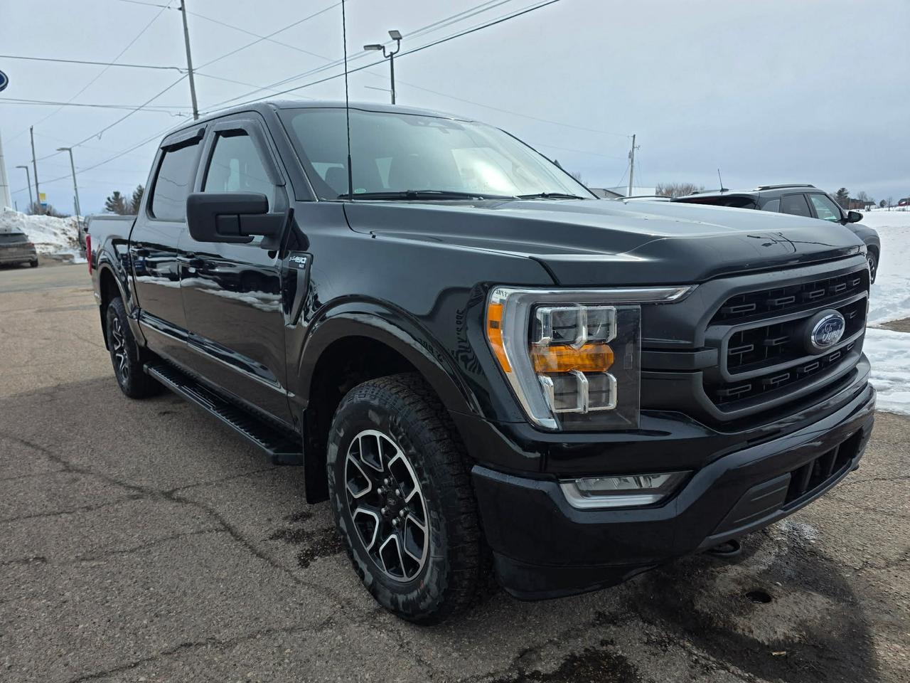 2022 Ford F-150 4x4 SuperCrew-145 Photo5