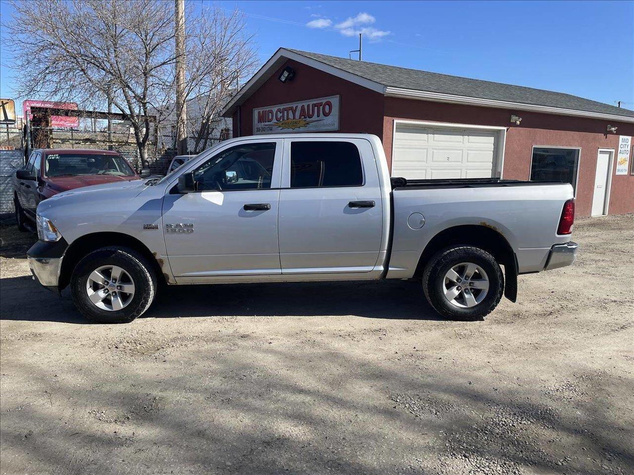 Used 2013 RAM 1500 TRADESMAN CREW CAB S for sale in Saskatoon, SK