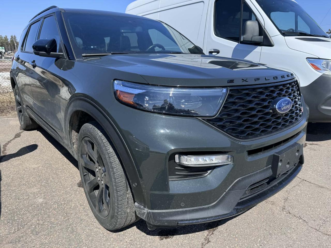 2022 Ford Explorer ST 4WD Photo