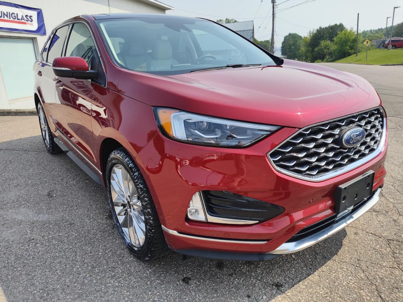 2022 Ford Edge Titanium