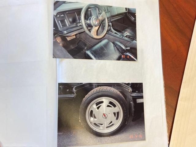 1989 Chevrolet Corvette Convertible/V8/CruiseCTRL Photo28