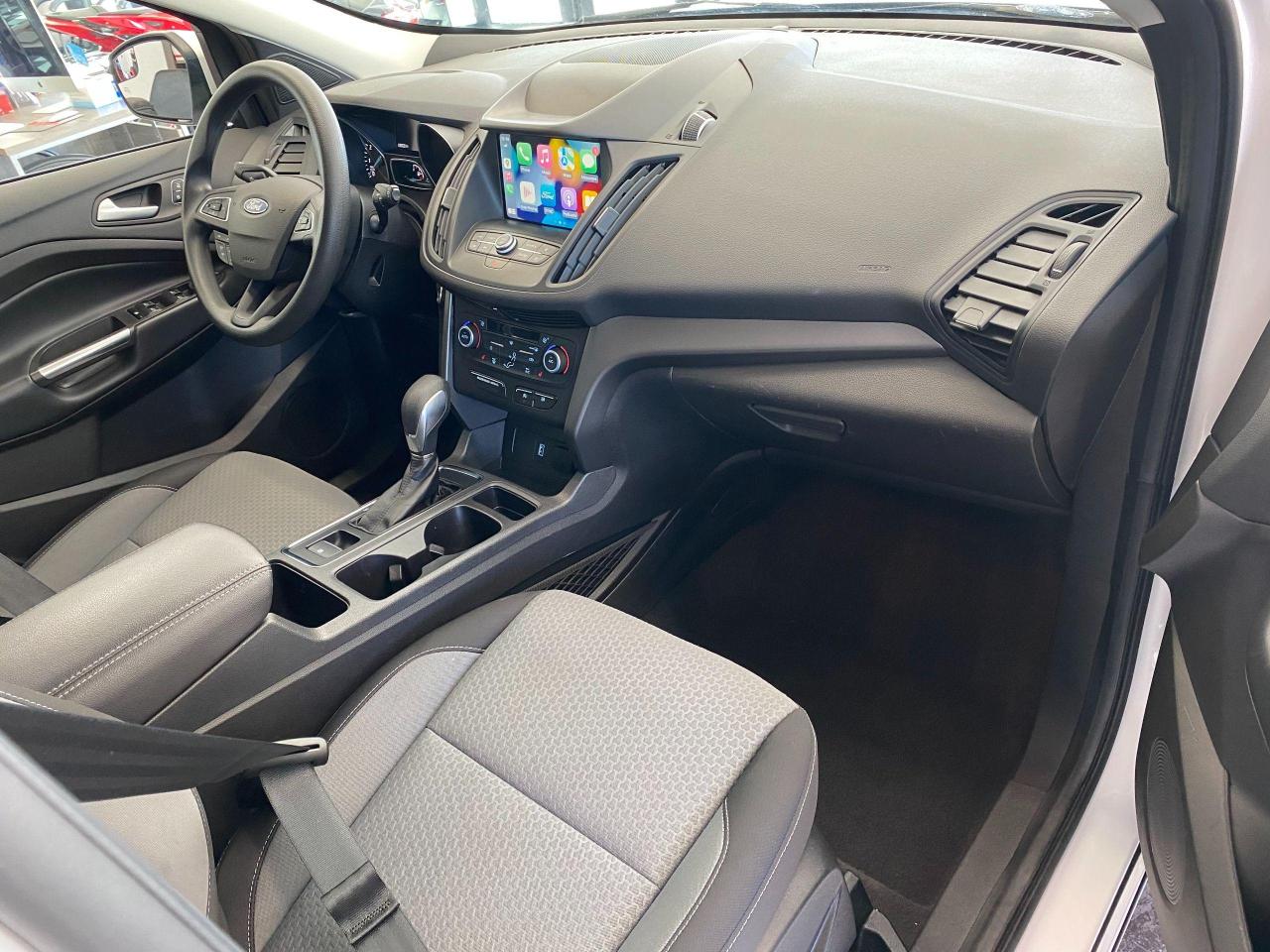 2019 Ford Escape SE+Apple Carplay+Heated Seats+Camera+CLEAN CARFAX - Photo #21