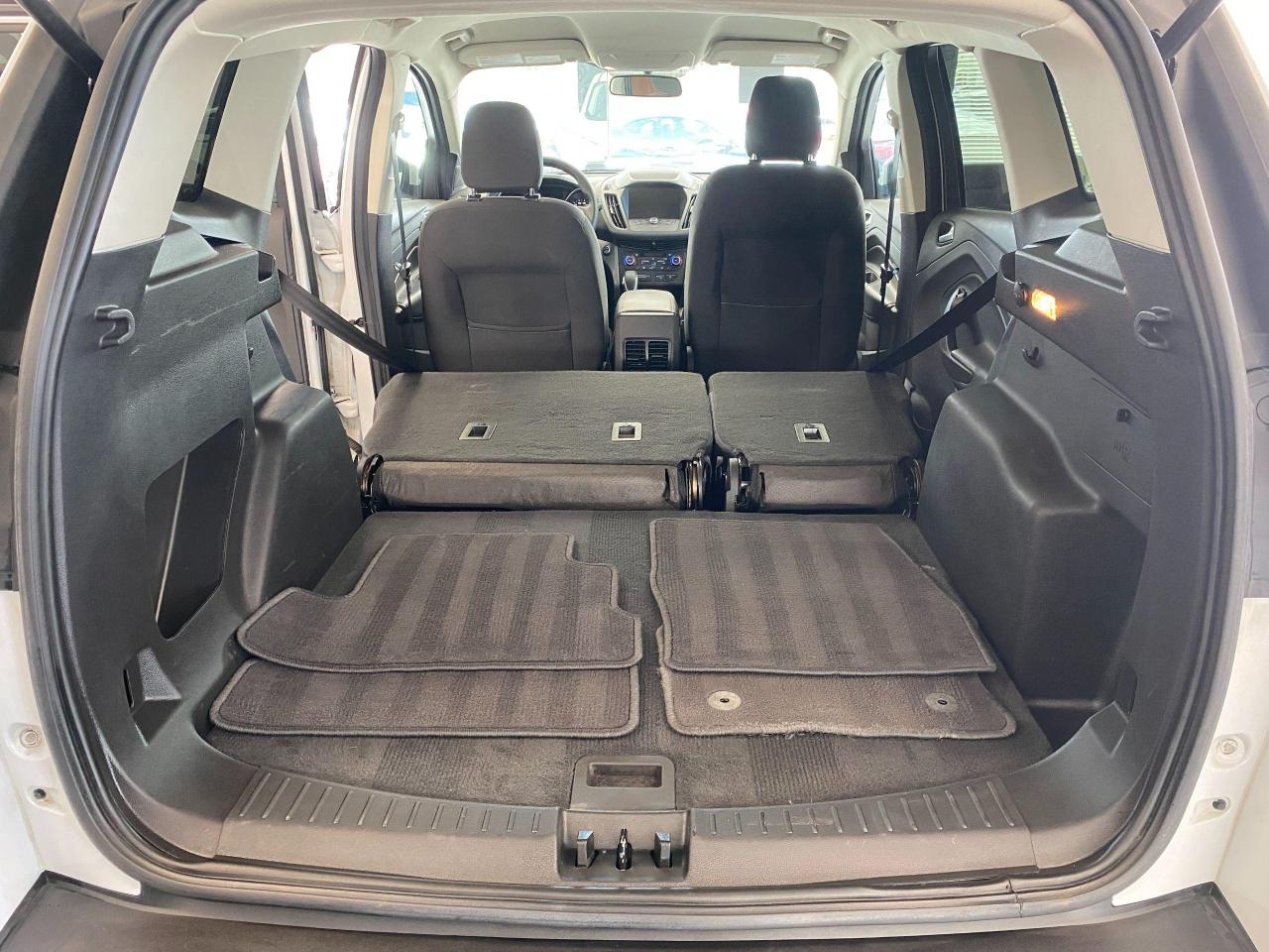 2019 Ford Escape SE+Apple Carplay+Heated Seats+Camera+CLEAN CARFAX - Photo #27