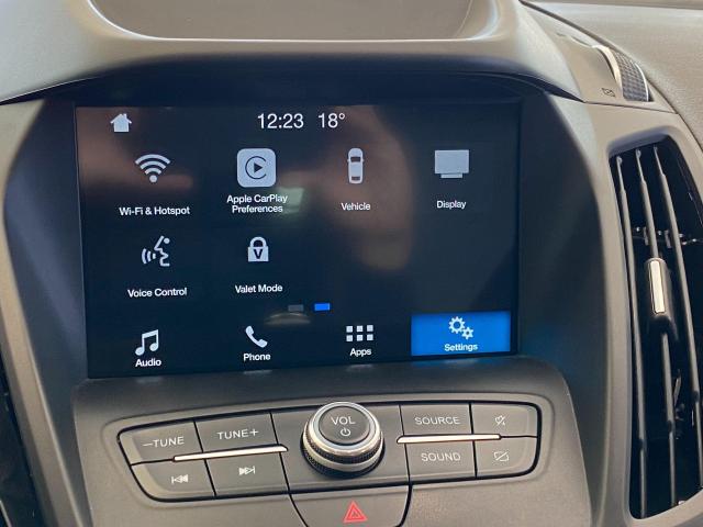 2019 Ford Escape SE+Apple Carplay+Heated Seats+Camera+CLEAN CARFAX Photo35