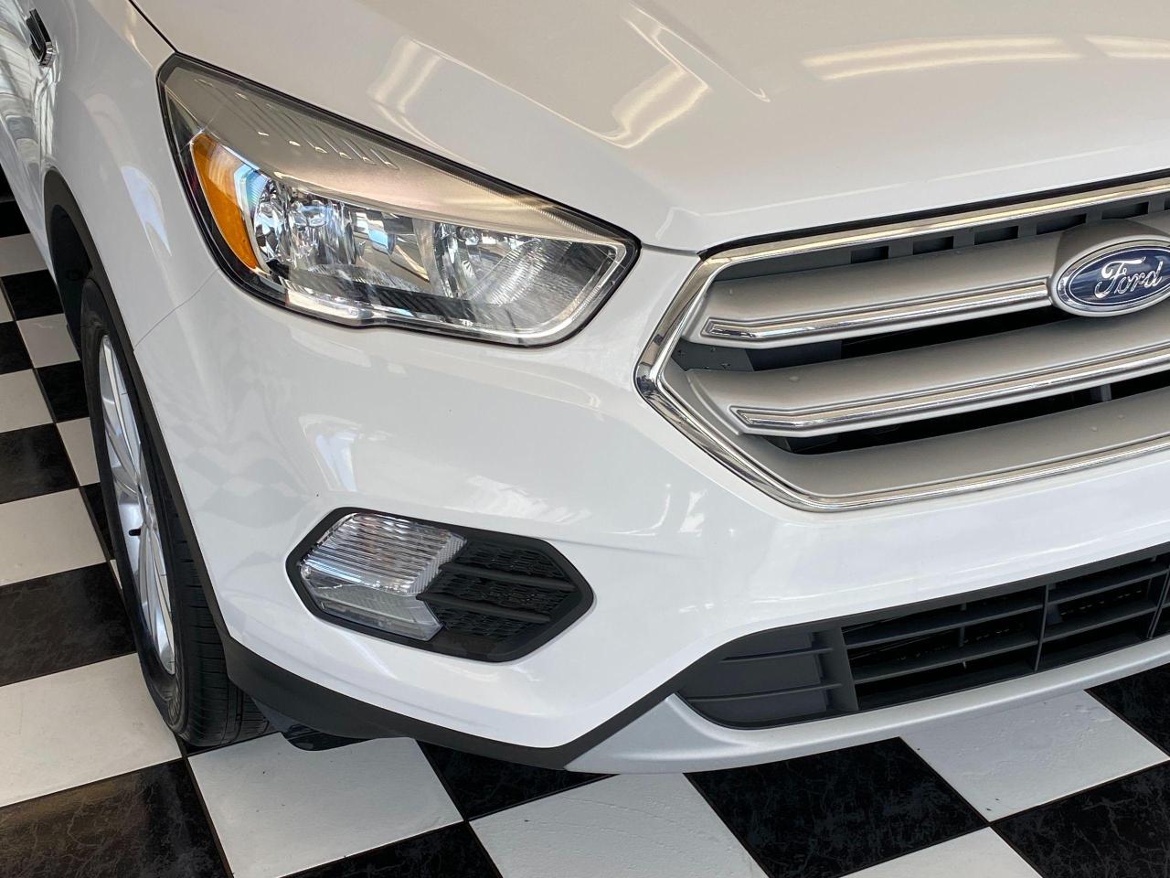 2019 Ford Escape SE+Apple Carplay+Heated Seats+Camera+CLEAN CARFAX - Photo #38