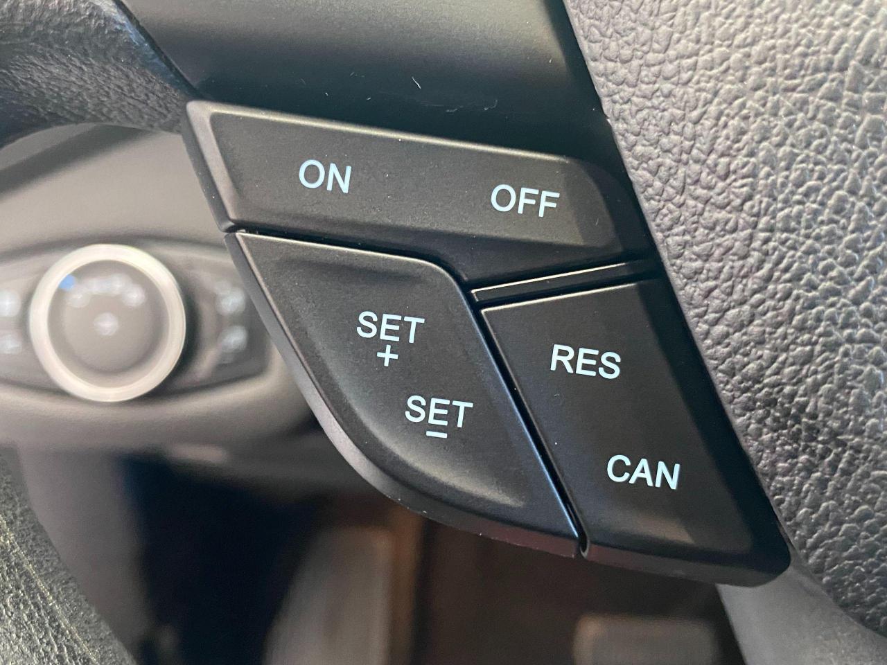 2019 Ford Escape SE+Apple Carplay+Heated Seats+Camera+CLEAN CARFAX - Photo #50
