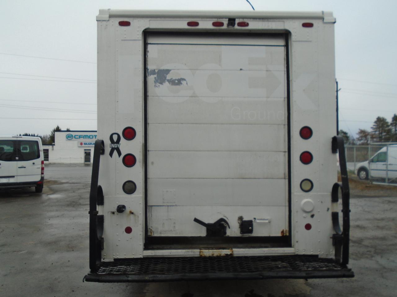 2002 International TerraStar STEPVAN 18 FT - Photo #14