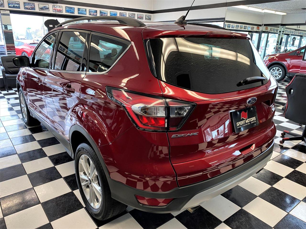 2018 Ford Escape SE 4WD+Adaptive Cruise+GPS+Apple Play+CLEAN CARFAX - Photo #2