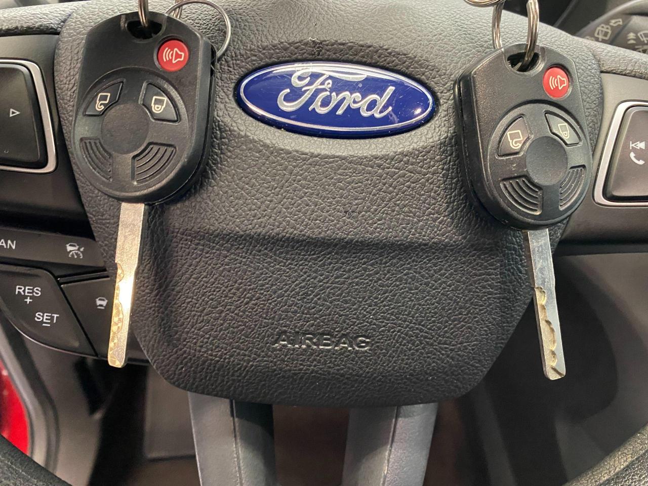 2018 Ford Escape SE 4WD+Adaptive Cruise+GPS+Apple Play+CLEAN CARFAX Photo86