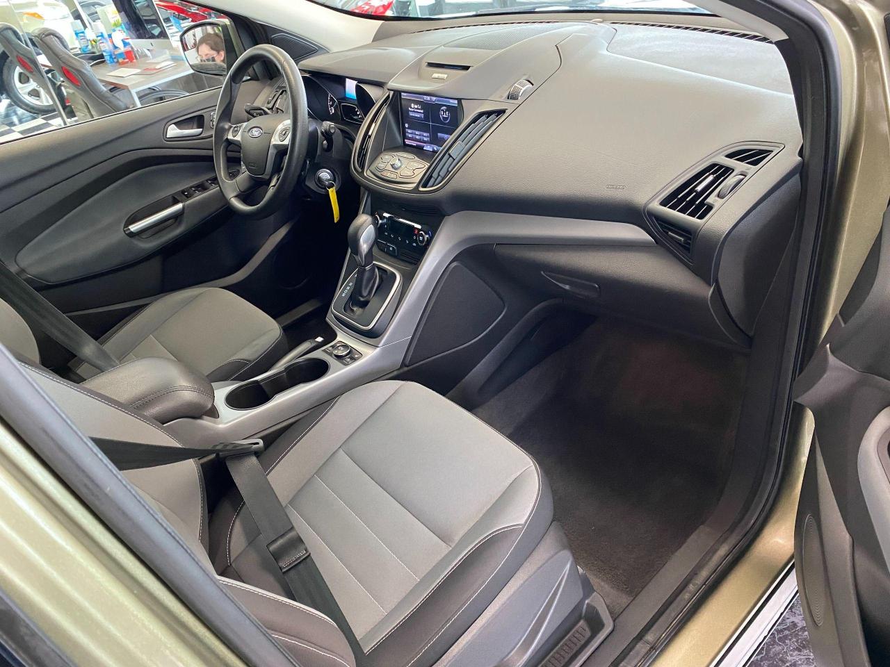 2013 Ford Escape SE 4WD+Touch Screen+Heated Seats+CLEAN CARFAX - Photo #20